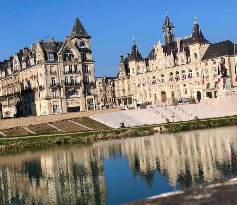 La Suite 7 Gite Urbain Charleville-Mezieres Luaran gambar