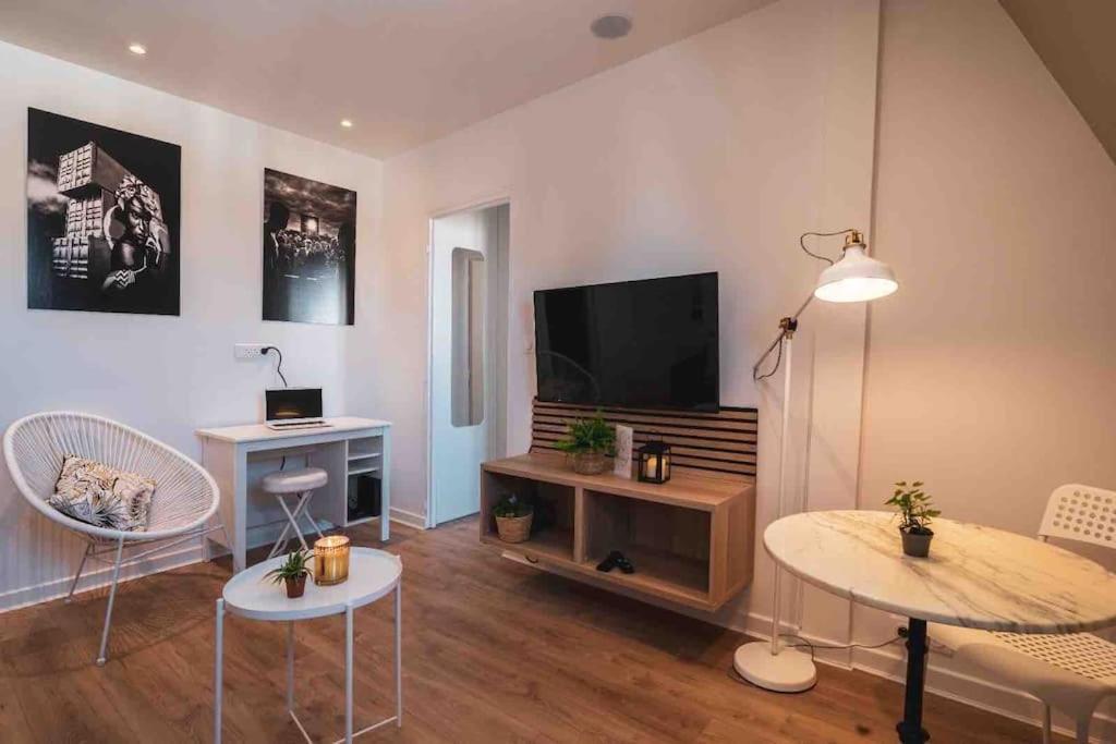 La Suite 7 Gite Urbain Charleville-Mezieres Luaran gambar