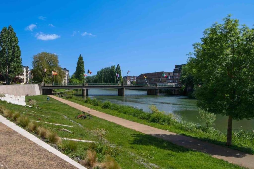 La Suite 7 Gite Urbain Charleville-Mezieres Luaran gambar